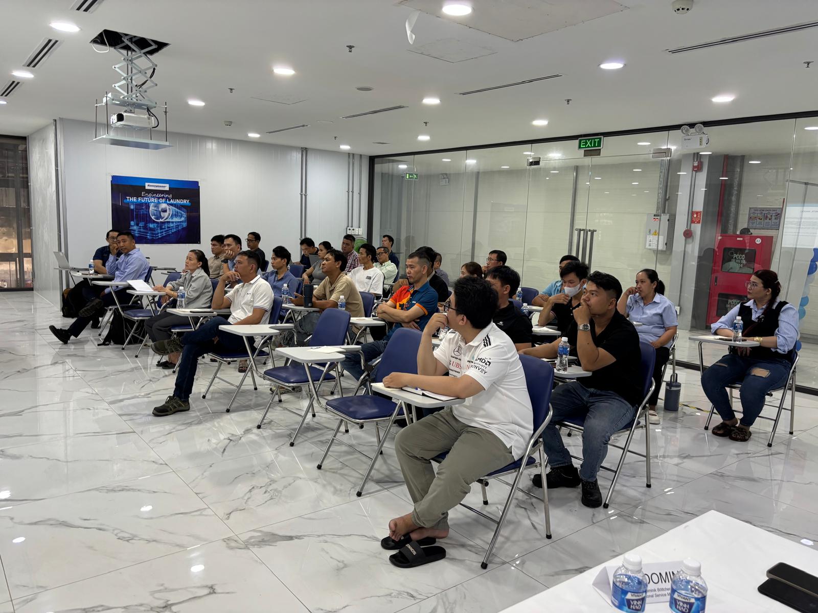Kannegiesser hosts laundry automation workshop in Vietnam